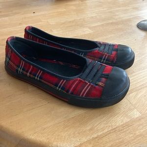 Flats-brand-exhilaration, red plaid, size 7.5 (women’s)